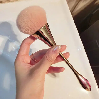 Zynerae Nail Art Dust Brush – Manicure and Beauty Powder Brush.