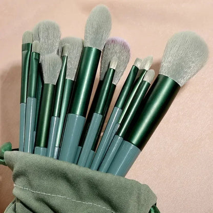 Zynerae Professional Makeup Brush Set – 13/22PC Cosmetic Tools Kit.