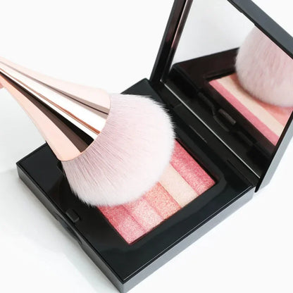 Zynerae Nail Art Dust Brush – Manicure and Beauty Powder Brush.